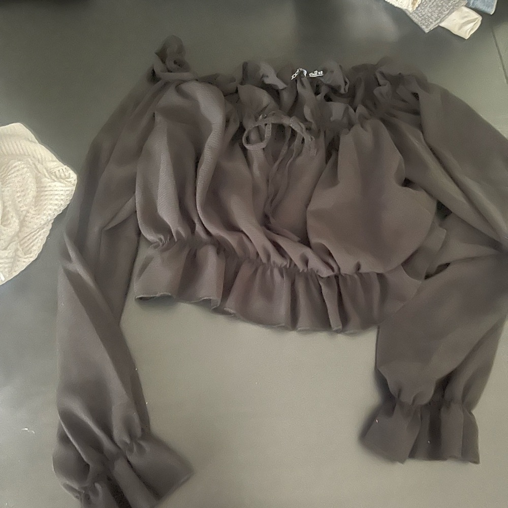 BOOHOO cropped long sleeve